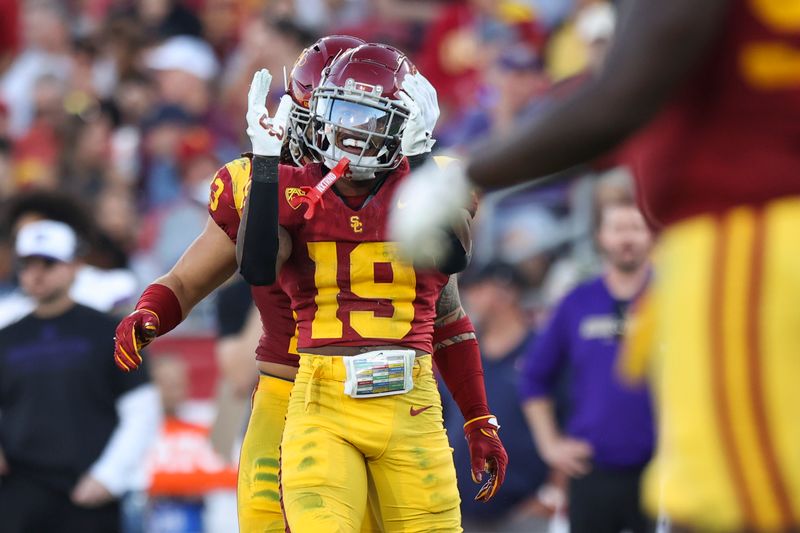 Nov 4, 2023; Los Angeles, California, USA; USC Trojans safety Jaylin Smith (19) reacts after breaking up a play during the first quarter against the Washington Huskies at United Airlines Field at Los Angeles Memorial Coliseum. Mandatory Credit: Jessica Alcheh-USA TODAY Sports