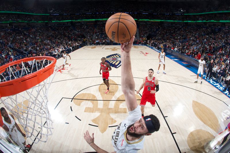 NEW ORLEANS, LA - FEBRUARY 25: Larry Nance Jr. #22 of the New Orleans Pelicans shoots the ball during the game against the Chicago Bulls on February 25, 2024 at the Smoothie King Center in New Orleans, Louisiana. NOTE TO USER: User expressly acknowledges and agrees that, by downloading and or using this Photograph, user is consenting to the terms and conditions of the Getty Images License Agreement. Mandatory Copyright Notice: Copyright 2024 NBAE (Photo by Layne Murdoch Jr./NBAE via Getty Images)