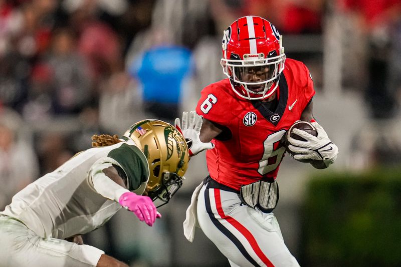 Clash at Protective Stadium: UAB Blazers and Florida Atlantic Owls Ready for Gridiron Showdown