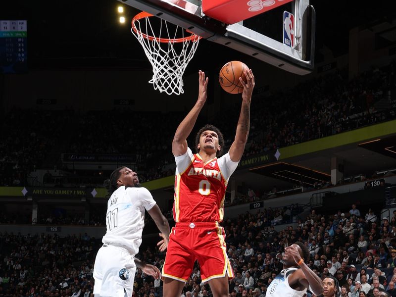 MINNEAPOLIS, MN -  JANUARY 27:  Dominick Barlow #0 of the Atlanta Hawks drives to the basket during the game against the Minnesota Timberwolves on January 27, 2025 at Target Center in Minneapolis, Minnesota. NOTE TO USER: User expressly acknowledges and agrees that, by downloading and or using this Photograph, user is consenting to the terms and conditions of the Getty Images License Agreement. Mandatory Copyright Notice: Copyright 2025 NBAE (Photo by David Sherman/NBAE via Getty Images)