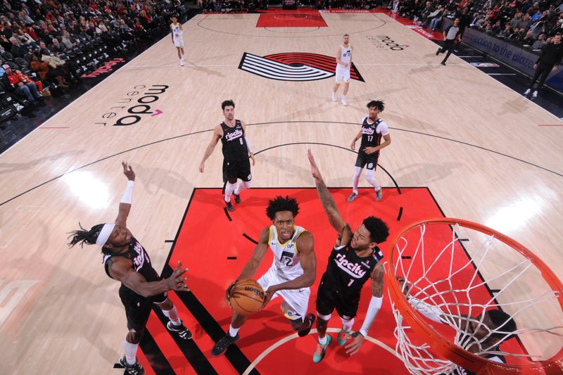 PORTLAND, OR - DECEMBER 6: Collin Sexton #2 of the Utah Jazz drives to the basket during the game against the Portland Trail Blazers on December 6, 2024 at the Moda Center Arena in Portland, Oregon. NOTE TO USER: User expressly acknowledges and agrees that, by downloading and or using this photograph, user is consenting to the terms and conditions of the Getty Images License Agreement. Mandatory Copyright Notice: Copyright 2024 NBAE (Photo by Cameron Browne/NBAE via Getty Images)