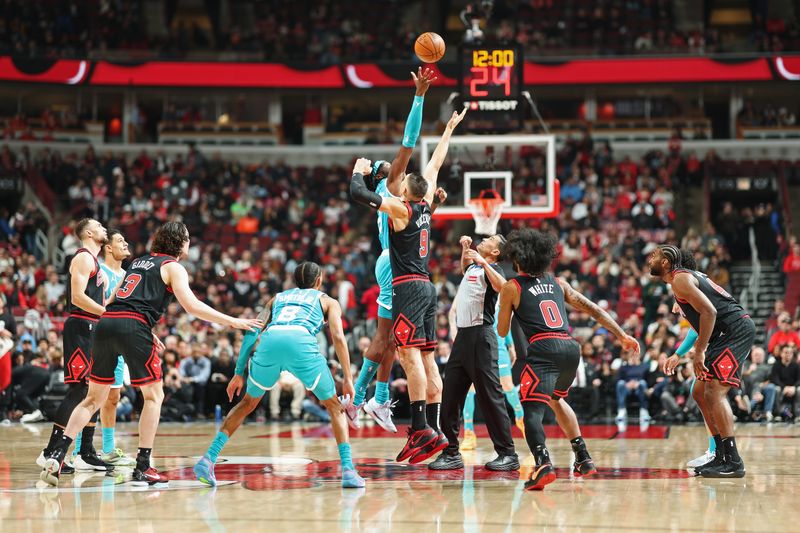 CHICAGO, IL - JANUARY 17: Tip off at the start of the game between the Chicago Bulls or the Charlotte Hornets  on January 17, 2025 at United Center in Chicago, Illinois. NOTE TO USER: User expressly acknowledges and agrees that, by downloading and or using this photograph, User is consenting to the terms and conditions of the Getty Images License Agreement. Mandatory Copyright Notice: Copyright 2025 NBAE (Photo by Jeff Haynes/NBAE via Getty Images)