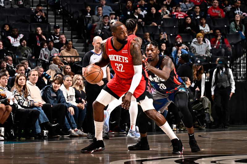 BROOKLYN, NY - JANUARY 27: Jeff Green #32 of the Houston Rockets  dribbles the ball during the game against the Brooklyn Nets on January 27, 2024 at Barclays Center in Brooklyn, New York. NOTE TO USER: User expressly acknowledges and agrees that, by downloading and or using this Photograph, user is consenting to the terms and conditions of the Getty Images License Agreement. Mandatory Copyright Notice: Copyright 2024 NBAE (Photo by David Dow/NBAE via Getty Images)