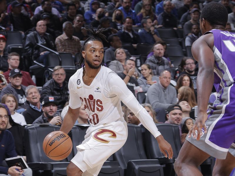 SACRAMENTO, CA - NOVEMBER 9: Darius Garland #10 of the Cleveland Cavaliers dribbles the ball during the game against the Sacramento Kings on November 9, 2022 at Golden 1 Center in Sacramento, California. NOTE TO USER: User expressly acknowledges and agrees that, by downloading and or using this Photograph, user is consenting to the terms and conditions of the Getty Images License Agreement. Mandatory Copyright Notice: Copyright 2022 NBAE (Photo by Rocky Widner/NBAE via Getty Images)