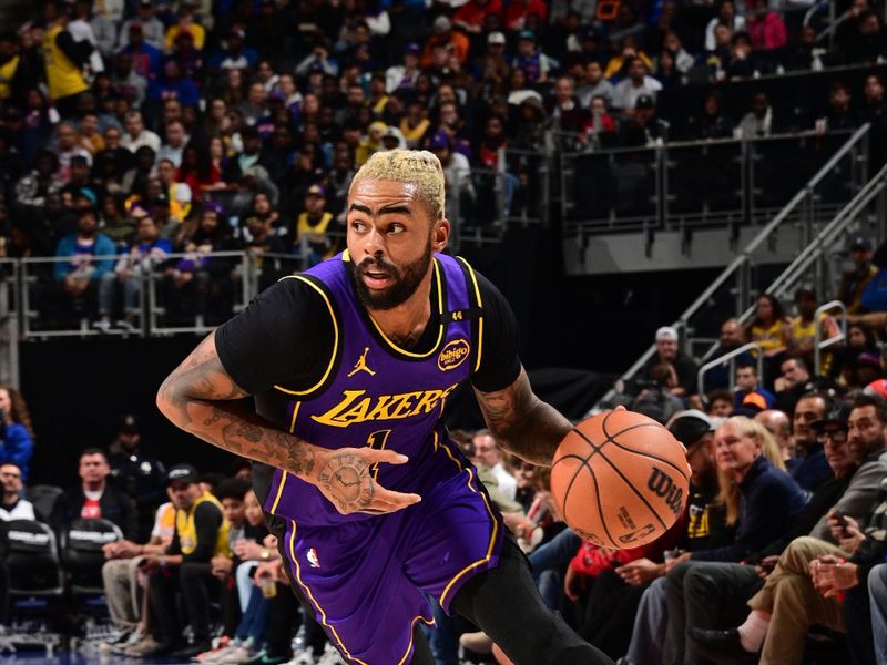 DETROIT, MI - NOVEMBER 4: D'Angelo Russell #1 of the Los Angeles Lakers drives to the basket during the game against the Detroit Pistons on November 4, 2024 at Little Caesars Arena in Detroit, Michigan. NOTE TO USER: User expressly acknowledges and agrees that, by downloading and/or using this photograph, User is consenting to the terms and conditions of the Getty Images License Agreement. Mandatory Copyright Notice: Copyright 2024 NBAE (Photo by Chris Schwegler/NBAE via Getty Images)