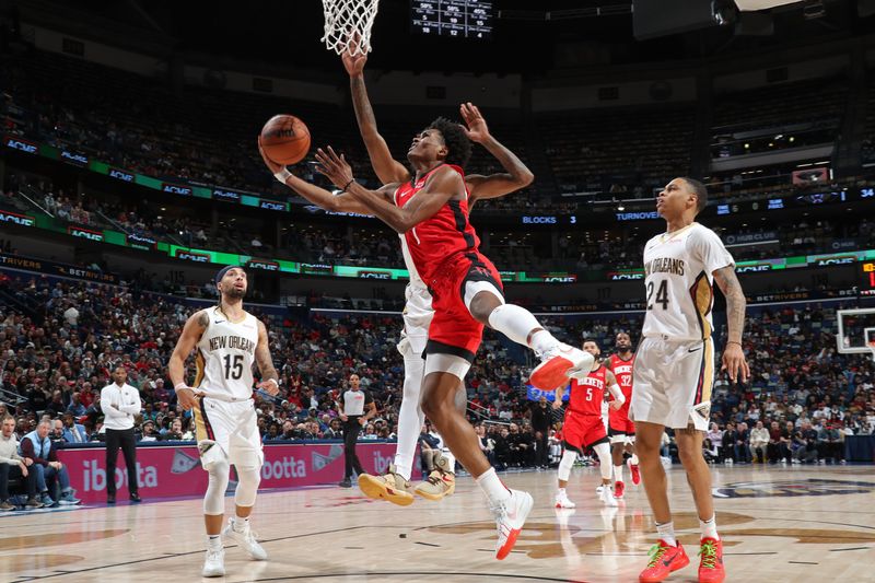 NEW ORLEANS, LA - FEBRUARY 22: Amen Thompson #1 of the Houston Rockets shoots the ball during the game against the New Orleans Pelicans on February 22, 2024 at the Smoothie King Center in New Orleans, Louisiana. NOTE TO USER: User expressly acknowledges and agrees that, by downloading and or using this Photograph, user is consenting to the terms and conditions of the Getty Images License Agreement. Mandatory Copyright Notice: Copyright 2024 NBAE (Photo by Layne Murdoch Jr./NBAE via Getty Images)