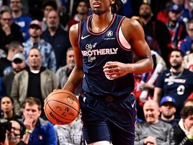 PHILADELPHIA, PA - NOVEMBER 21:  Tyrese Maxey #0 of the Philadelphia 76ers handles the ball during the game against the Cleveland Cavaliers during the In-Season Tournament on November 21, 2023 at the Wells Fargo Center in Philadelphia, Pennsylvania NOTE TO USER: User expressly acknowledges and agrees that, by downloading and/or using this Photograph, user is consenting to the terms and conditions of the Getty Images License Agreement. Mandatory Copyright Notice: Copyright 2023 NBAE (Photo by David Dow/NBAE via Getty Images)