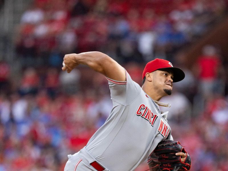 Sep 30, 2023; St. Louis, Missouri, USA; Cincinnati Reds relief pitcher Fernando Cruz (63) pitches against the St. Louis Cardinals at Busch Stadium. Mandatory Credit: Zach Dalin-USA TODAY Sports