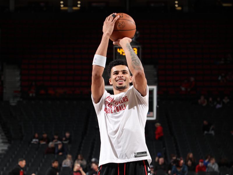 PORTLAND, OR - JANUARY 28: Toumani Camara #33 of the Portland Trail Blazers warms up before the game against the Chicago Bulls on January 28, 2024 at the Moda Center Arena in Portland, Oregon. NOTE TO USER: User expressly acknowledges and agrees that, by downloading and or using this photograph, user is consenting to the terms and conditions of the Getty Images License Agreement. Mandatory Copyright Notice: Copyright 2024 NBAE (Photo by Cameron Browne/NBAE via Getty Images)