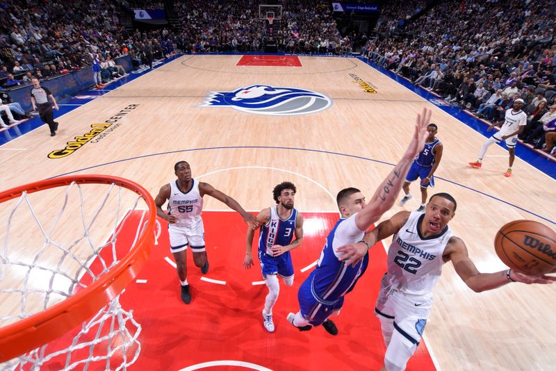 SACRAMENTO, CA - MARCH 18: Desmond Bane #22 of the Memphis Grizzlies drives to the basket during the game against the Sacramento Kings on March 18, 2024 at Golden 1 Center in Sacramento, California. NOTE TO USER: User expressly acknowledges and agrees that, by downloading and or using this Photograph, user is consenting to the terms and conditions of the Getty Images License Agreement. Mandatory Copyright Notice: Copyright 2024 NBAE (Photo by Rocky Widner/NBAE via Getty Images)