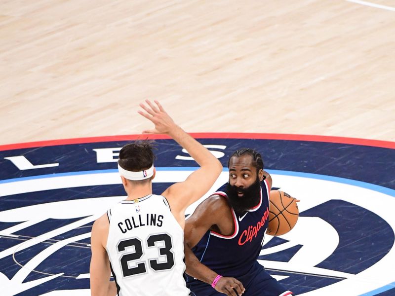 INGLEWOOD, CA - NOVEMBER 4: James Harden #1 of the LA Clippers handles the ball during the game against the San Antonio Spurs on November 4, 2024 at Intuit Dome in Los Angeles, California. NOTE TO USER: User expressly acknowledges and agrees that, by downloading and/or using this Photograph, user is consenting to the terms and conditions of the Getty Images License Agreement. Mandatory Copyright Notice: Copyright 2024 NBAE (Photo by Adam Pantozzi/NBAE via Getty Images)