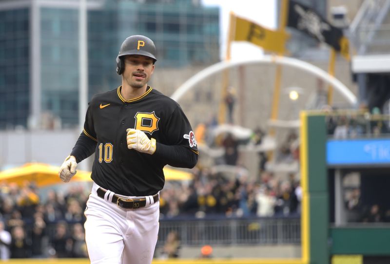 Apr 7, 2023; Pittsburgh, Pennsylvania, USA;  Pittsburgh Pirates left fielder Bryan Reynolds (10) circles the bases on a three run home run against the Chicago White Sox during the fourth inning at PNC Park. Mandatory Credit: Charles LeClaire-USA TODAY Sports