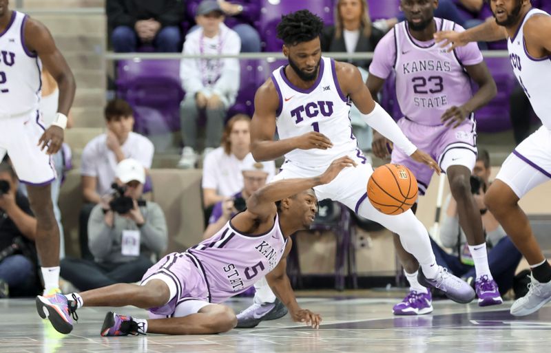 Jan 14, 2023; Fort Worth, Texas, USA;  Kansas State Wildcats guard Cam Carter (5) and TCU Horned Frogs guard Mike Miles Jr. (1) go for a loose ball during the first half at Ed and Rae Schollmaier Arena. Mandatory Credit: Kevin Jairaj-USA TODAY Sports