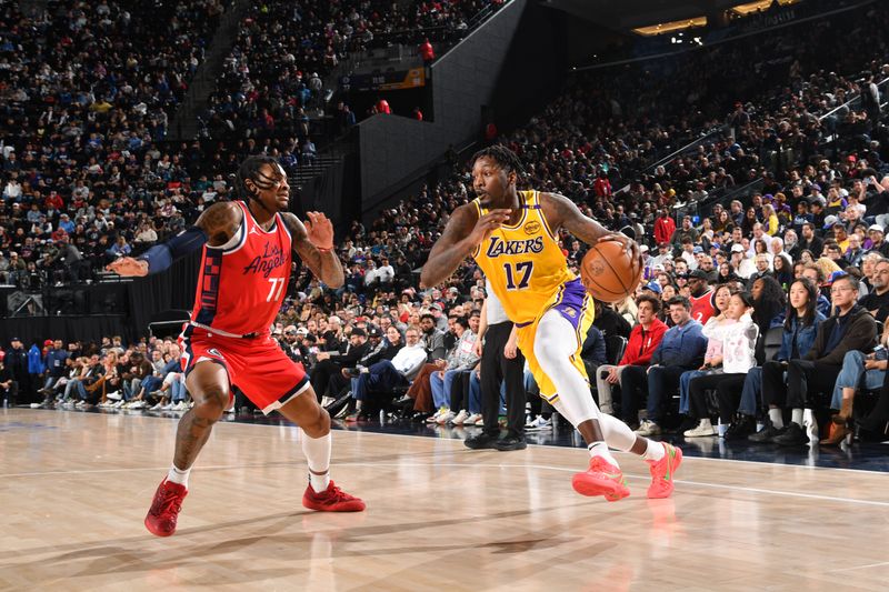 INGLEWOOD, CA - FEBRUARY 4: Dorian Finney-Smith #17 of the Los Angeles Lakers drives to the basket during the game against the LA Clippers on February 4, 2025 at Intuit Dome in Los Angeles, California. NOTE TO USER: User expressly acknowledges and agrees that, by downloading and/or using this Photograph, user is consenting to the terms and conditions of the Getty Images License Agreement. Mandatory Copyright Notice: Copyright 2025 NBAE (Photo by Juan Ocampo/NBAE via Getty Images)