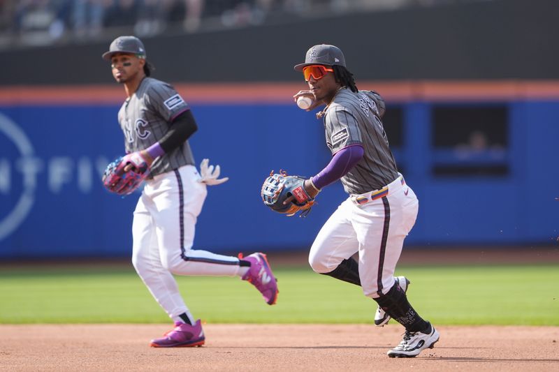 Apr 19, 2025; New York City, New York, USA; New York Mets second baseman Luisangel Acuna (2) throws out St. Louis Cardinals left fielder Brendan Donovan (33) (not pictured) after fielding a ground ball during the first inning at Citi Field. Mandatory Credit: Gregory Fisher-Imagn Images