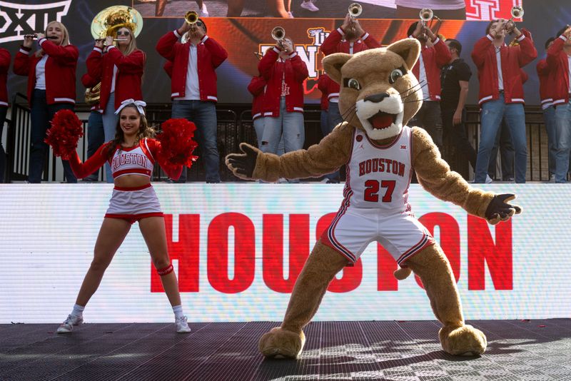 Did Houston Cougars' Paint Domination Seal Victory Over Texas Tech Red Raiders?