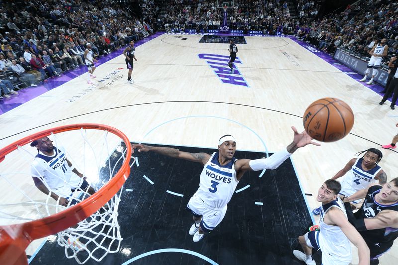 SALT LAKE CITY, UT - JANUARY 30:  Jaden McDaniels #3 of the Minnesota Timberwolves rebounds the ball during the game against the Utah Jazz on January 30, 2025 at Delta Center in Salt Lake City, Utah. NOTE TO USER: User expressly acknowledges and agrees that, by downloading and or using this Photograph, User is consenting to the terms and conditions of the Getty Images License Agreement. Mandatory Copyright Notice: Copyright 2025 NBAE (Photo by Melissa Majchrzak/NBAE via Getty Images)