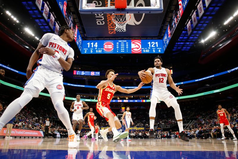 DETROIT, MI - FEBRUARY 3: Tobias Harris #12 of the Detroit Pistons grbs a rebound during the game against the Atlanta Hawks  on February 3, 2025 at Little Caesars Arena in Detroit, Michigan. NOTE TO USER: User expressly acknowledges and agrees that, by downloading and/or using this photograph, User is consenting to the terms and conditions of the Getty Images License Agreement. Mandatory Copyright Notice: Copyright 2025 NBAE (Photo by Brian Sevald/NBAE via Getty Images)