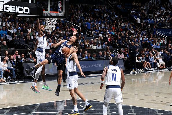 ORLANDO, FL - NOVEMBER 6: Cole Anthony #50 of the Orlando Magic drives to the basket during the game against the Dallas Mavericks on November 6, 2023 at Amway Center in Orlando, Florida. NOTE TO USER: User expressly acknowledges and agrees that, by downloading and or using this photograph, User is consenting to the terms and conditions of the Getty Images License Agreement. Mandatory Copyright Notice: Copyright 2023 NBAE (Photo by Fernando Medina/NBAE via Getty Images)