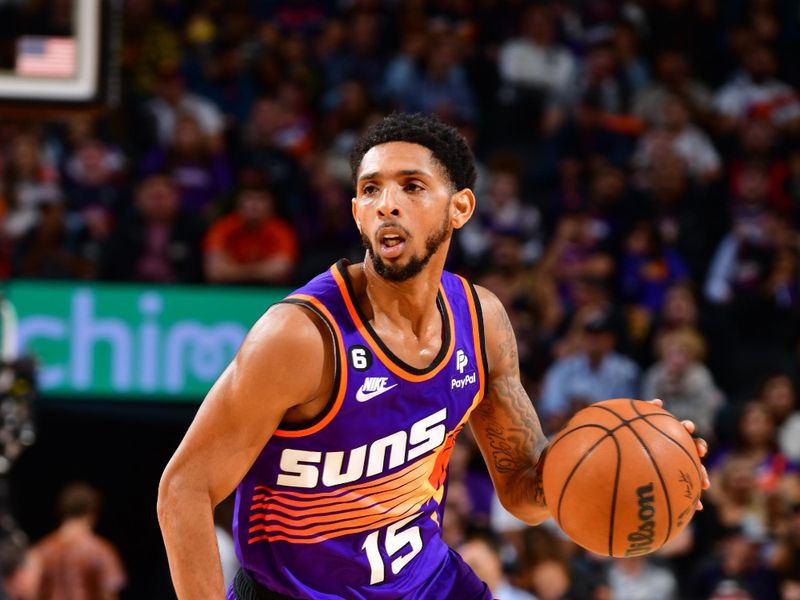 PHOENIX, AZ - OCTOBER 28: Cameron Payne #15 of the Phoenix Suns dribbles the ball during the game against the New Orleans Pelicans on October 28, 2022 at Footprint Center in Phoenix, Arizona. NOTE TO USER: User expressly acknowledges and agrees that, by downloading and or using this photograph, user is consenting to the terms and conditions of the Getty Images License Agreement. Mandatory Copyright Notice: Copyright 2022 NBAE (Photo by Barry Gossage/NBAE via Getty Images)