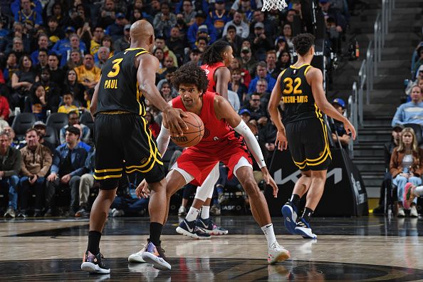 SAN FRANCISCO, CA - DECEMBER 23: Matisse Thybulle #4 of the Portland Trail Blazers plays defense during the game against the Golden State Warriors on December 23, 2023 at Chase Center in San Francisco, California. NOTE TO USER: User expressly acknowledges and agrees that, by downloading and or using this photograph, user is consenting to the terms and conditions of Getty Images License Agreement. Mandatory Copyright Notice: Copyright 2023 NBAE (Photo by Noah Graham/NBAE via Getty Images)