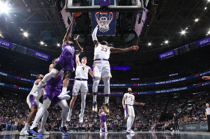 SALT LAKE CITY, UT - DECEMBER 1: Collin Sexton #2 of the Utah Jazz drives to the basket during the game against the Los Angeles Lakers on December 1, 2024 at Delta Center in Salt Lake City, Utah. NOTE TO USER: User expressly acknowledges and agrees that, by downloading and or using this Photograph, User is consenting to the terms and conditions of the Getty Images License Agreement. Mandatory Copyright Notice: Copyright 2024 NBAE (Photo by Melissa Majchrzak/NBAE via Getty Images)