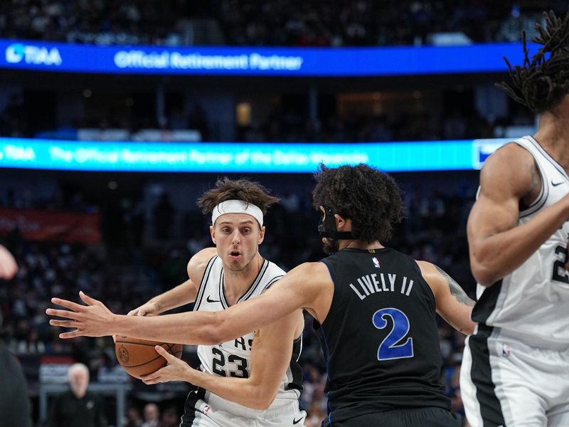 DALLAS, TX - FEBRUARY 14: Zach Collins #23 of the San Antonio Spurs handles the ball during the game against the Dallas Mavericks on February 14, 2024 at the American Airlines Center in Dallas, Texas. NOTE TO USER: User expressly acknowledges and agrees that, by downloading and or using this photograph, User is consenting to the terms and conditions of the Getty Images License Agreement. Mandatory Copyright Notice: Copyright 2024 NBAE (Photo by Glenn James/NBAE via Getty Images)