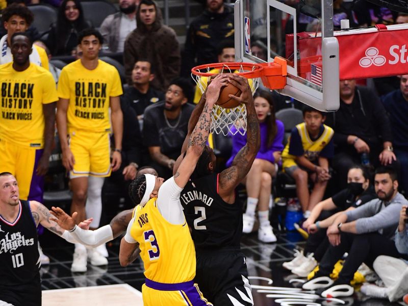 LOS ANGELES, CA - FEBRUARY 28:  Anthony Davis #3 of the Los Angeles Lakers blocks shots during the game on February 28, 2024 at Crypto.Com Arena in Los Angeles, California. NOTE TO USER: User expressly acknowledges and agrees that, by downloading and/or using this Photograph, user is consenting to the terms and conditions of the Getty Images License Agreement. Mandatory Copyright Notice: Copyright 2024 NBAE (Photo by Adam Pantozzi/NBAE via Getty Images)