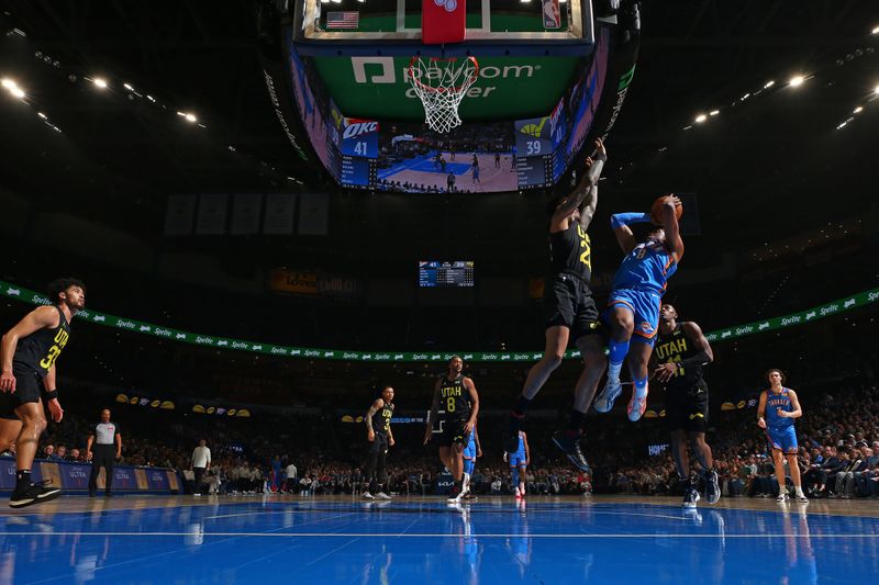 OKLAHOMA CITY, OK - MARCH 20: Jalen Williams #8 of the Oklahoma City Thunder shoots the ball during the game against the Utah Jazz on March 20, 2024 at Paycom Arena in Oklahoma City, Oklahoma. NOTE TO USER: User expressly acknowledges and agrees that, by downloading and or using this photograph, User is consenting to the terms and conditions of the Getty Images License Agreement. Mandatory Copyright Notice: Copyright 2024 NBAE (Photo by Zach Beeker/NBAE via Getty Images)