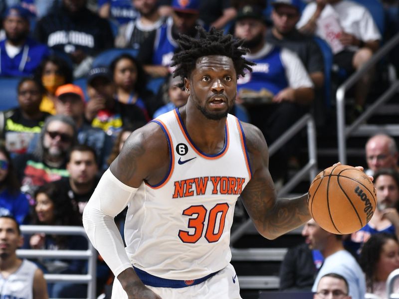 ORLANDO, FL -FEBRUARY 7: Julius Randle #30 of the New York Knicks drives to the basket during the game against the Orlando Magic on February 7, 2023 at Amway Center in Orlando, Florida. NOTE TO USER: User expressly acknowledges and agrees that, by downloading and or using this photograph, User is consenting to the terms and conditions of the Getty Images License Agreement. Mandatory Copyright Notice: Copyright 2022 NBAE (Photo by Fernando Medina/NBAE via Getty Images)