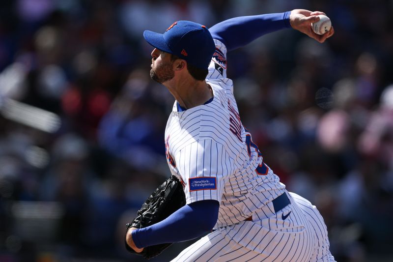 Apr 20, 2025; New York City, New York, USA; New York Mets starting pitcher Clay Holmes (35) delivers a pitch during the sixth inning against the St. Louis Cardinals at Citi Field. Mandatory Credit: Vincent Carchietta-Imagn Images