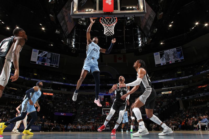 MEMPHIS, TN - APRIL 9: GG Jackson #45 of the Memphis Grizzlies drives to the basket during the game against the San Antonio Spurs on April 9, 2024 at FedExForum in Memphis, Tennessee. NOTE TO USER: User expressly acknowledges and agrees that, by downloading and or using this photograph, User is consenting to the terms and conditions of the Getty Images License Agreement. Mandatory Copyright Notice: Copyright 2024 NBAE (Photo by Joe Murphy/NBAE via Getty Images)