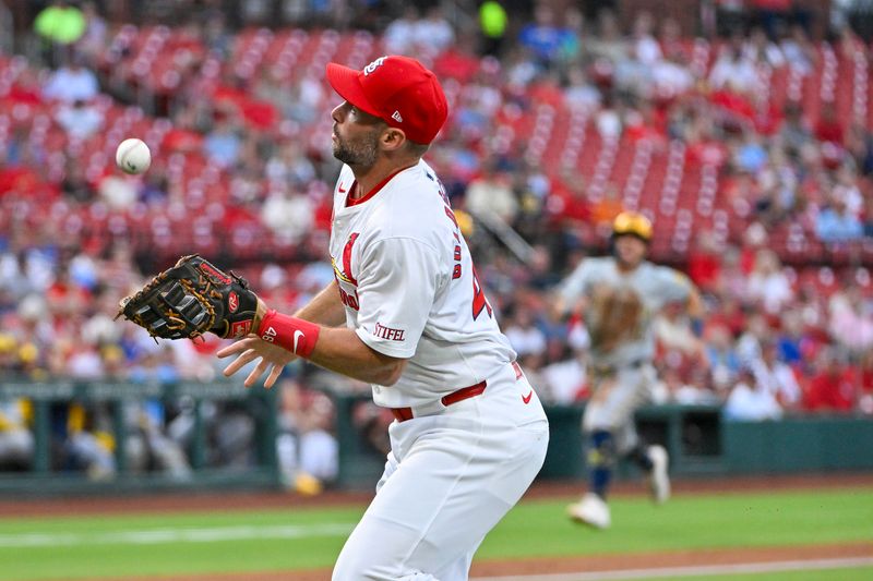 Aug 20, 2024; St. Louis, Missouri, USA;  St. Louis Cardinals first baseman Paul Goldschmidt (46) catches a foul ball against the Milwaukee Brewers during the second inning at Busch Stadium. Mandatory Credit: Jeff Curry-USA TODAY Sports