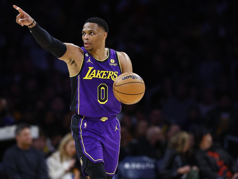 Lakers Overcome Knicks in a Showdown at Madison Square Garden