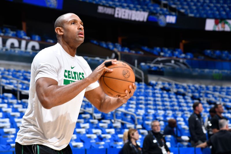 ORLANDO, FL - APRIL 25: Al Horford #42 of the Boston Celtics warms up before Round One, Game Three of the 2025 NBA Playoffs against the Orlando Magic on April 25, 2025 at Kia Center in Orlando, Florida. NOTE TO USER: User expressly acknowledges and agrees that, by downloading and or using this photograph, User is consenting to the terms and conditions of the Getty Images License Agreement. Mandatory Copyright Notice: Copyright 2025 NBAE (Photo by Fernando Medina/NBAE via Getty Images)