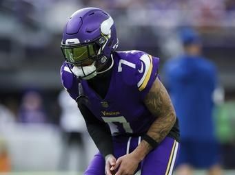 Minnesota Vikings cornerback Byron Murphy Jr. warms up before an NFL football game against the Atlanta Falcons, Sunday, Dec. 8, 2024 in Minneapolis. Minnesota won 42-21. (AP Photo/Stacy Bengs)