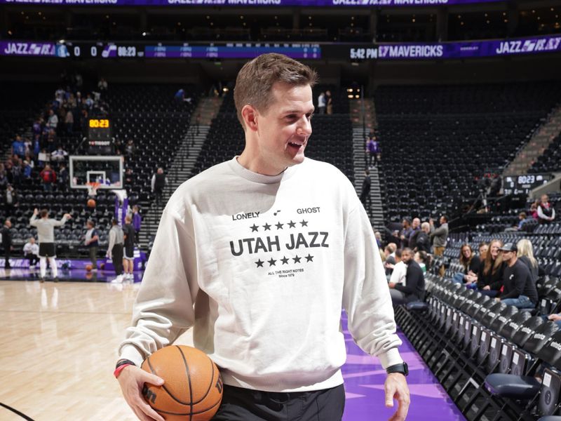 SALT LAKE CITY, UT - NOVEMBER 14: Head Coach Will Hardy of the Utah Jazz smiles before the game against the Dallas Mavericks on November 14, 2024 at Delta Center in Salt Lake City, Utah. NOTE TO USER: User expressly acknowledges and agrees that, by downloading and or using this Photograph, User is consenting to the terms and conditions of the Getty Images License Agreement. Mandatory Copyright Notice: Copyright 2024 NBAE (Photo by Melissa Majchrzak/NBAE via Getty Images)