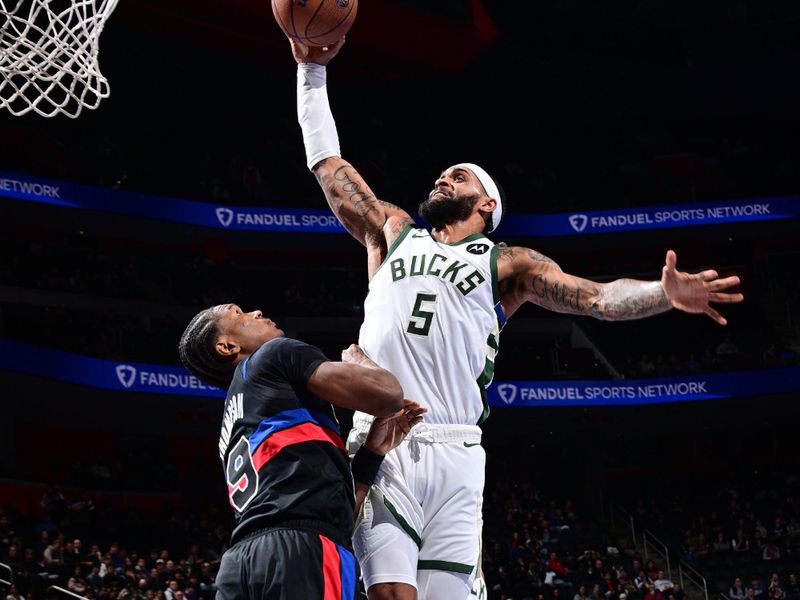 DETROIT, MI - DECEMBER 3: Gary Trent Jr. #5 of the Milwaukee Bucks shoots the ball during the game against the Detroit Pistons during the Emirates NBA Cup game on December 3, 2024 at Little Caesars Arena in Detroit, Michigan. NOTE TO USER: User expressly acknowledges and agrees that, by downloading and/or using this photograph, User is consenting to the terms and conditions of the Getty Images License Agreement. Mandatory Copyright Notice: Copyright 2024 NBAE (Photo by Chris Schwegler/NBAE via Getty Images)