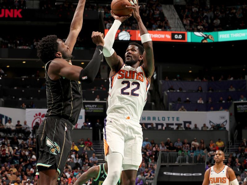 CHARLOTTE, NC - MARCH 1:  Deandre Ayton #22 of the Phoenix Suns shoots the ball against the Charlotte Hornets on March 1, 2023 at Spectrum Center in Charlotte, North Carolina. NOTE TO USER: User expressly acknowledges and agrees that, by downloading and or using this photograph, User is consenting to the terms and conditions of the Getty Images License Agreement. Mandatory Copyright Notice: Copyright 2023 NBAE (Photo by Kent Smith/NBAE via Getty Images)