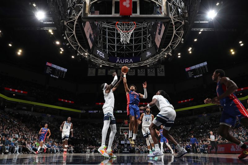 MINNEAPOLIS, MN -  MARCH 27:  Cade Cunningham #2 of the Detroit Pistons shoots the ball during the game against the Minnesota Timberwolves on March 27, 2024 at Target Center in Minneapolis, Minnesota. NOTE TO USER: User expressly acknowledges and agrees that, by downloading and or using this Photograph, user is consenting to the terms and conditions of the Getty Images License Agreement. Mandatory Copyright Notice: Copyright 2024 NBAE (Photo by Jordan Johnson/NBAE via Getty Images)