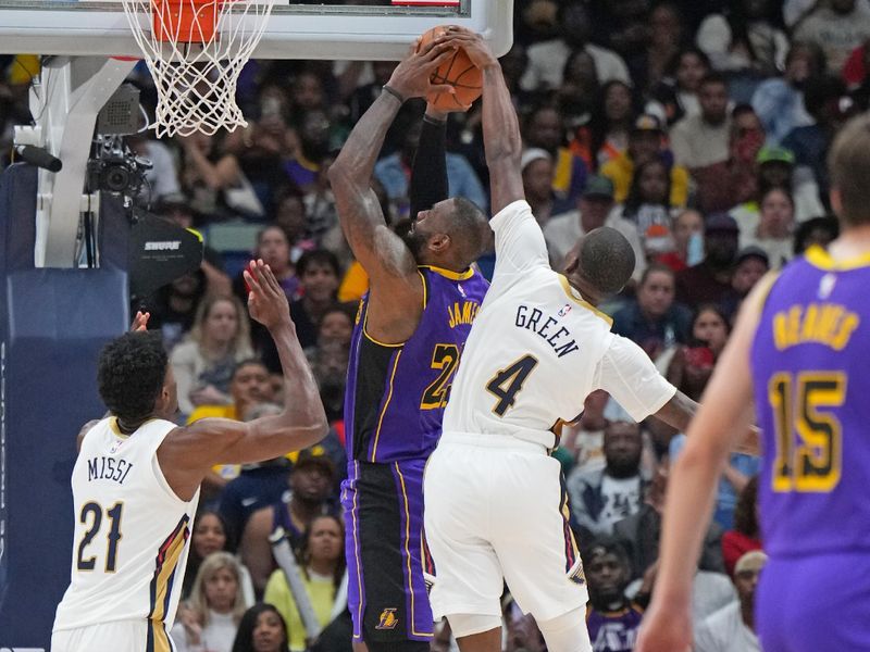 NEW ORLEANS, LA - NOVEMBER 16: Javonte Green #4 of the New Orleans Pelicans blocks the basket during the game against the Los Angeles Lakers on November 16, 2024 at the Smoothie King Center in New Orleans, Louisiana. NOTE TO USER: User expressly acknowledges and agrees that, by downloading and or using this Photograph, user is consenting to the terms and conditions of the Getty Images License Agreement. Mandatory Copyright Notice: Copyright 2024 NBAE (Photo by Jesse D. Garrabrant/NBAE via Getty Images)