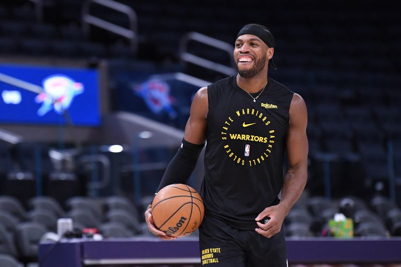 SAN FRANCISCO, CA - NOVEMBER 27: Buddy Hield #7 of the Golden State Warriors smiles before the game against the Oklahoma City Thunder on November 27, 2024 at Chase Center in San Francisco, California. NOTE TO USER: User expressly acknowledges and agrees that, by downloading and or using this photograph, user is consenting to the terms and conditions of Getty Images License Agreement. Mandatory Copyright Notice: Copyright 2024 NBAE (Photo by Noah Graham/NBAE via Getty Images)