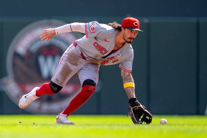 Sep 15, 2024; Minneapolis, Minnesota, USA; Cincinnati Reds second baseman Jonathan India (6) fields a ground ball against the Minnesota Twins in the second inning at Target Field. Mandatory Credit: Jesse Johnson-Imagn Images