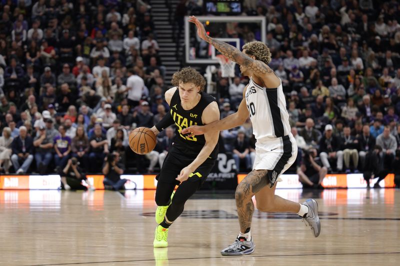 SALT LAKE CITY, UT - MARCH 27: Lauri Markkanen #23 of the Utah Jazz dribbles the ball during the game against the San Antonio Spurs on March 27, 2024 at Delta Center in Salt Lake City, Utah. NOTE TO USER: User expressly acknowledges and agrees that, by downloading and or using this Photograph, User is consenting to the terms and conditions of the Getty Images License Agreement. Mandatory Copyright Notice: Copyright 2024 NBAE (Photo by Chris Nicoll/NBAE via Getty Images)