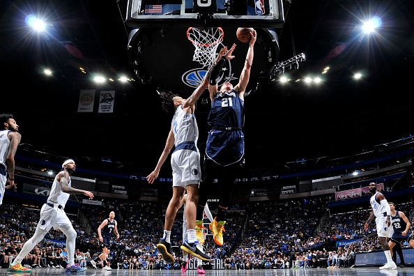 ORLANDO, FL - NOVEMBER 6: Moritz Wagner #21 of the Orlando Magic drives to the basket during the game against the Dallas Mavericks on November 6, 2023 at Amway Center in Orlando, Florida. NOTE TO USER: User expressly acknowledges and agrees that, by downloading and or using this photograph, User is consenting to the terms and conditions of the Getty Images License Agreement. Mandatory Copyright Notice: Copyright 2023 NBAE (Photo by Fernando Medina/NBAE via Getty Images)