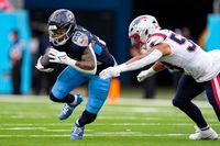 Tennessee Titans Edge Out New England Patriots in a Close Contest at Nissan Stadium