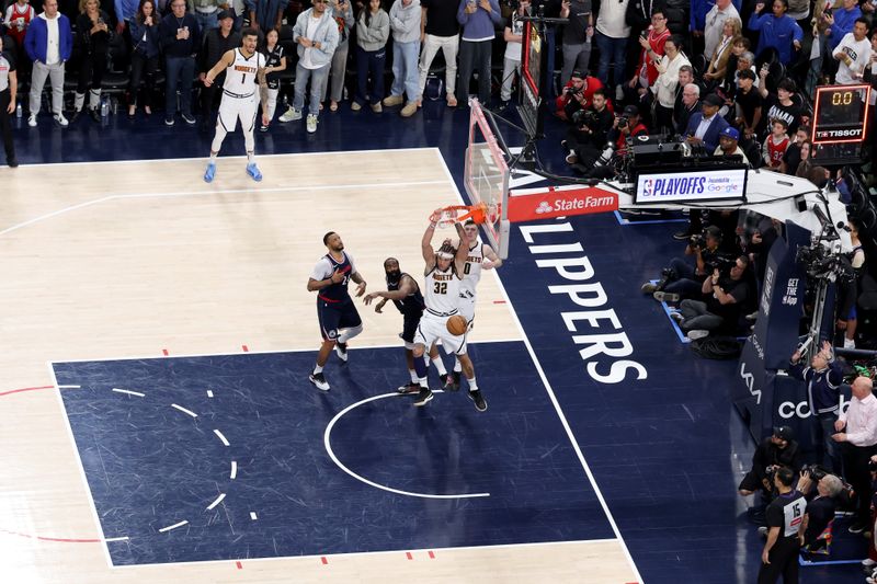 INGLEWOOD, CALIFORNIA - APRIL 26: Aaron Gordon #32 of the Denver Nuggets dunks the game winning basket during the fourth quarter in Game Four of the Western Conference First Round NBA Playoffs against the LA Clippers at Intuit Dome on April 26, 2025 in Inglewood, California. NOTE TO USER: User expressly acknowledges and agrees that, by downloading and or using this photograph, User is consenting to the terms and conditions of the Getty Images License Agreement. (Photo by Luke Hales/Getty Images)