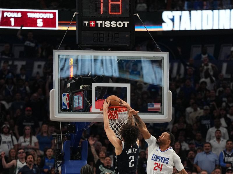 DALLAS, TX - APRIL 28: Dereck Lively II #2 of the Dallas Mavericks dunks the ball during the game against the LA Clippers during Round 1 Game 4 of the 2024NBA Playoffs on April 28, 2024 at the American Airlines Center in Dallas, Texas. NOTE TO USER: User expressly acknowledges and agrees that, by downloading and or using this photograph, User is consenting to the terms and conditions of the Getty Images License Agreement. Mandatory Copyright Notice: Copyright 2024 NBAE (Photo by Glenn James/NBAE via Getty Images)