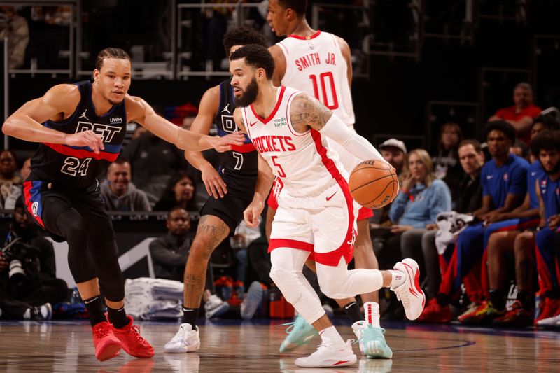 DETROIT, MI - JANUARY 12: Fred VanVleet #5 of the Houston Rockets handles the ball during the game against the Detroit Pistons on January 12, 2024 at Little Caesars Arena in Detroit, Michigan. NOTE TO USER: User expressly acknowledges and agrees that, by downloading and/or using this photograph, User is consenting to the terms and conditions of the Getty Images License Agreement. Mandatory Copyright Notice: Copyright 2024 NBAE (Photo by Brian Sevald/NBAE via Getty Images)