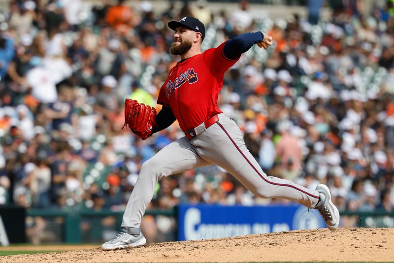 Sep 20, 2025; Detroit, Michigan, USA;  Atlanta Braves pitcher Dylan Lee (52) pitches in the seventh inning against the Detroit Tigers at Comerica Park. Mandatory Credit: Rick Osentoski-Imagn Images